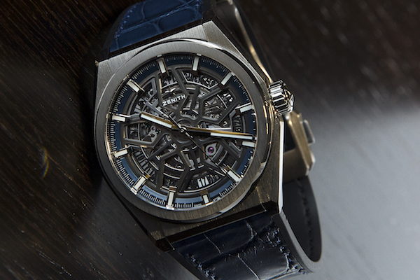 新表试戴| 这枚钛合金的真力时腕表，把镂空玩出了未来感