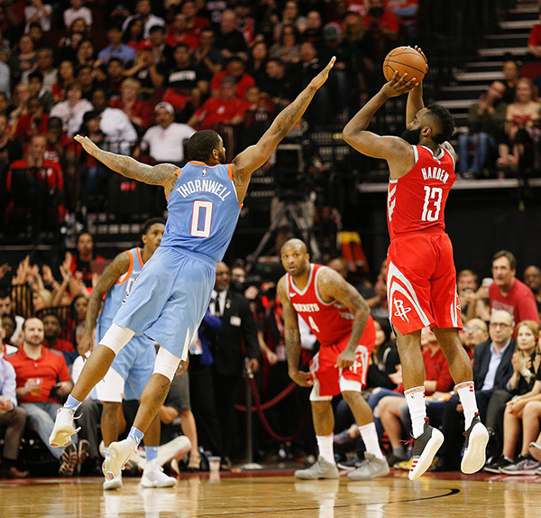 NBA“三分雨”连续6赛季创新高，没人知道“天花板”在哪