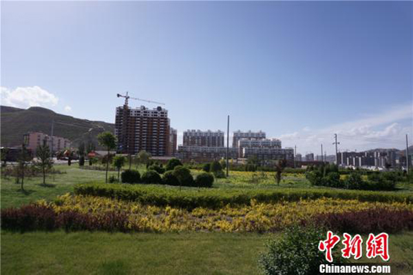 甘肃20万户民众“出棚进楼”，国开行投入1002亿元贷款