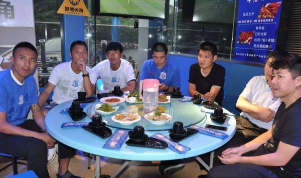 观察｜周军挨骂11年，中超职业经理的结局就是“背锅”？