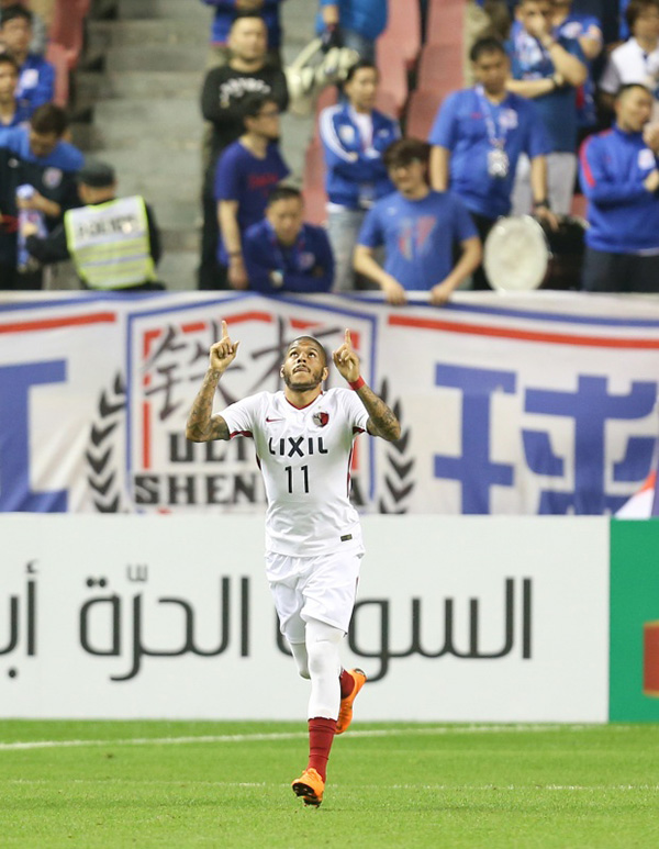 一场打出气质的平局，申花在亚冠选择了“站着死”