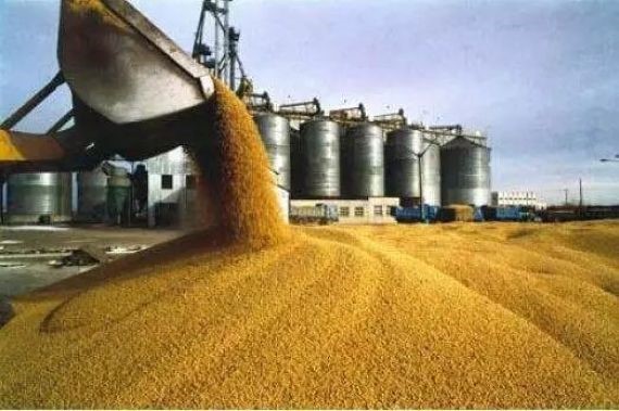 贸易战打响？特朗普先生，苹果手机和大盘鸡都不答应