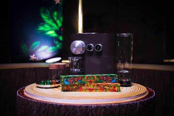 这个小长假，享受一杯好咖啡的悠闲时光吧