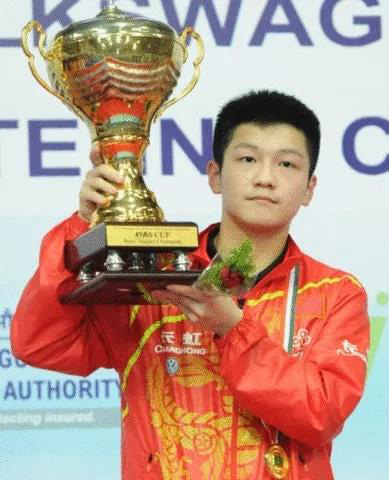 21岁首次登顶世界第一，樊振东的“国乒时代”到了