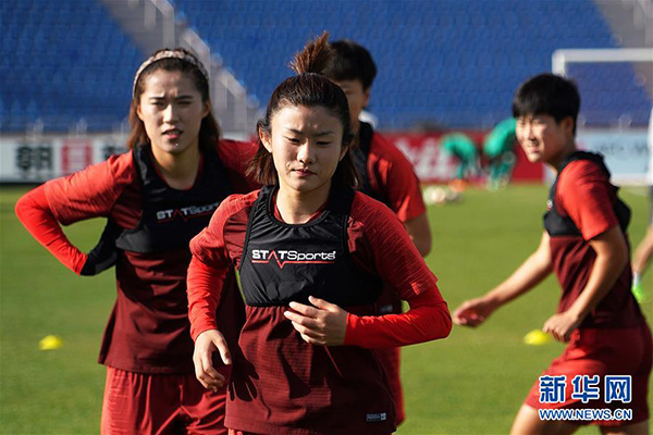 亚洲杯中国女足首战泰国，冰岛新帅“三顾茅庐”请回核心老将