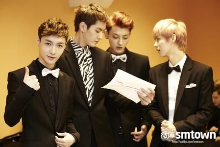 《偶像练习生》：偶像闪耀的虚幻泡沫，还是平凡人逆袭的神话