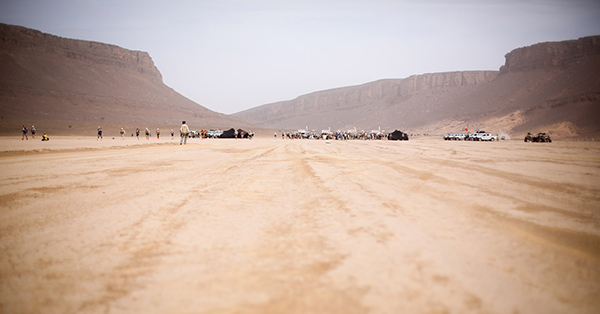用马拉松的方式，打开撒哈拉沙漠