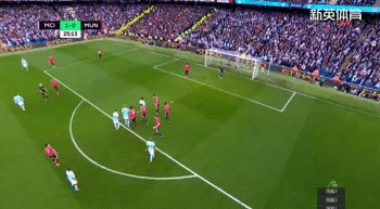 妄想踩着曼联夺冠？今夜的瓜迪奥拉，无比想念梅西吧