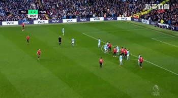 妄想踩着曼联夺冠？今夜的瓜迪奥拉，无比想念梅西吧