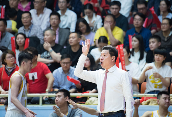 CBA首次迎来“抢七大战”，但丁彦雨航的一句话令人心疼