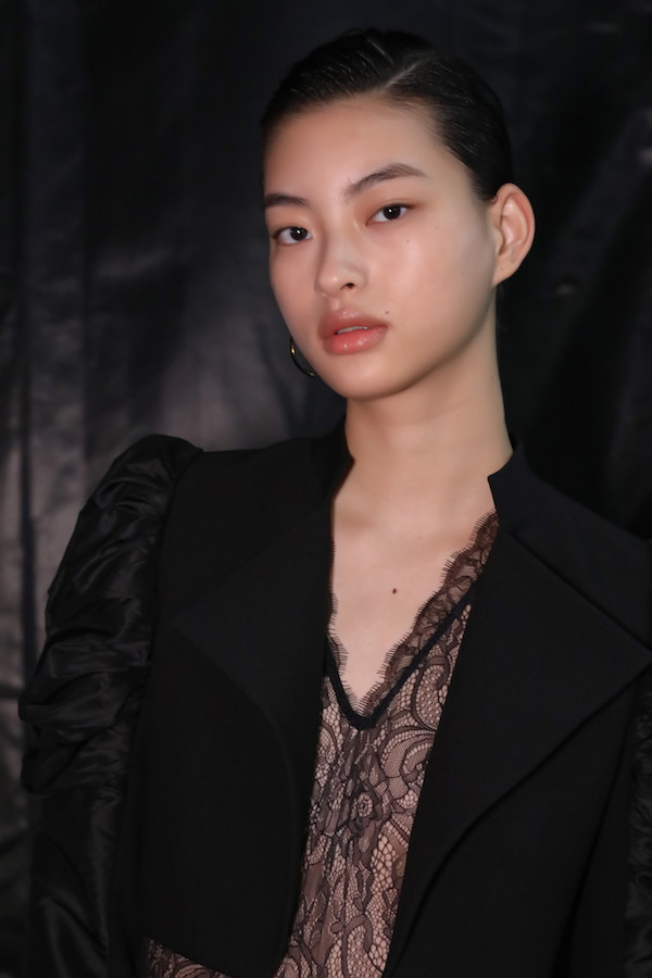 时髦精汇集的时装周，彩妆也很有看头