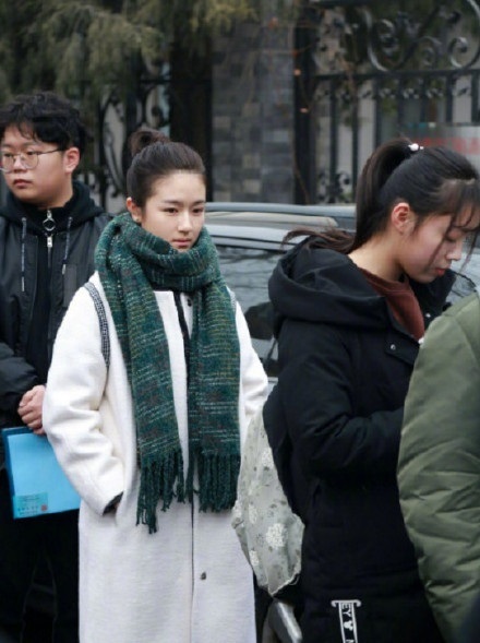 中戏艺考成绩公布，易烊千玺夺话剧影视表演专业第一