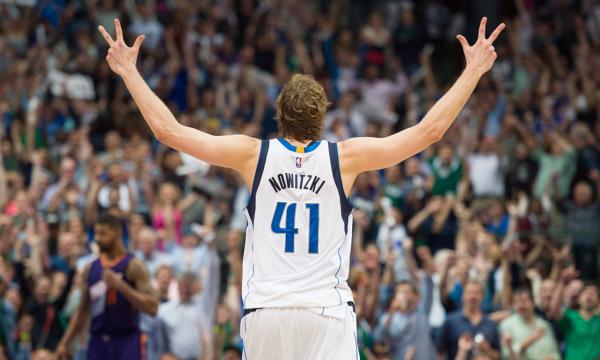 江湖只剩“老司机”！40岁的诺天王还要再打一年