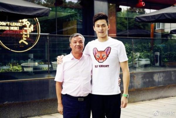 孙杨：愿与恩师朱导携手共同走完游泳生涯