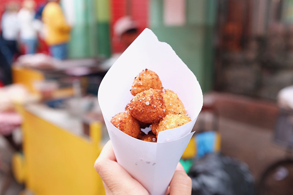 餐桌上的古巴：海盗、殖民、革命之后的饮食故事