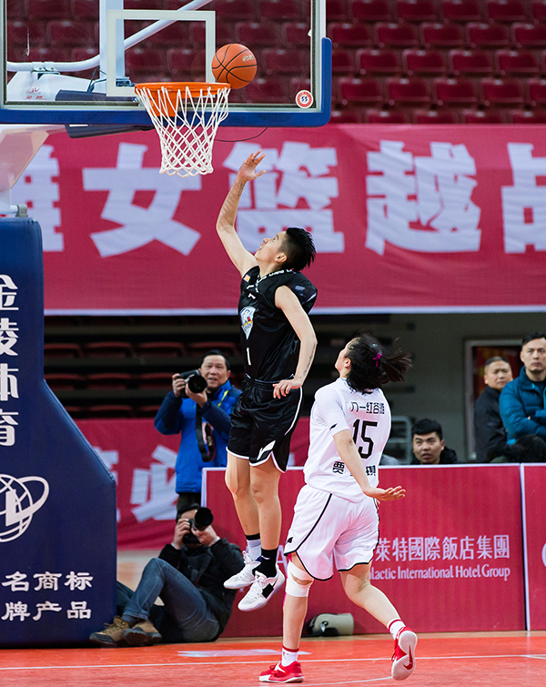 新华社调查：中国女篮已陷入人才困局，能打的也就200人