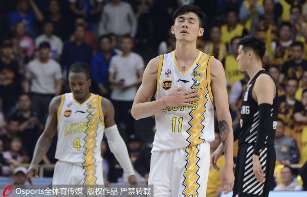 脚踹郭艾伦遭球迷围攻，“宝岛篮球一哥”选择了自我救赎