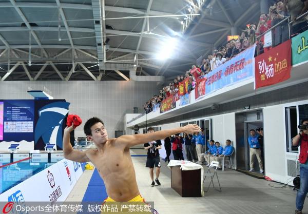 现场｜孙杨又哭了：扁桃体严重发炎，像我这么拼命的不多了