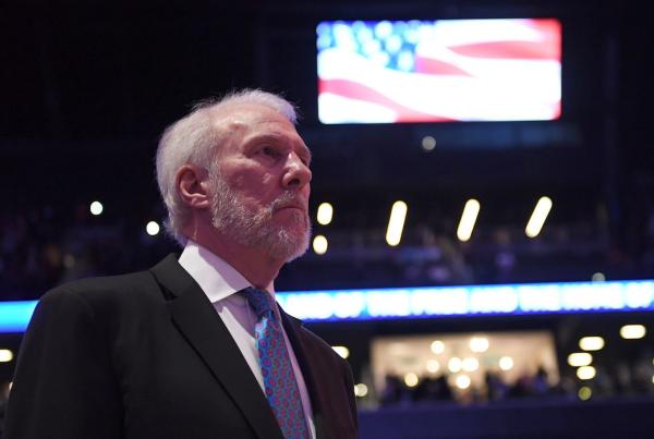 相伴40年爱妻离世，波波维奇该为家庭自私一次了