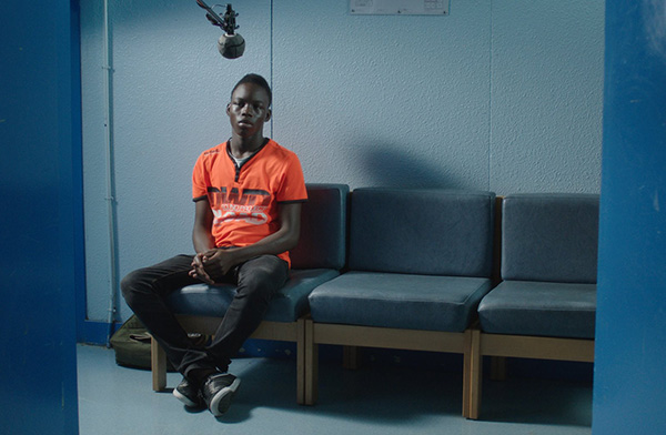 纪录片《趾高气昂》：生在“巴黎的阿富汗”