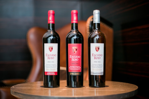 带上满满当当的野餐篮，呼朋唤友去野餐吧