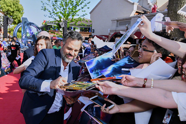 如何抢占“C位”？好莱坞电影“中国首映礼”的运营门道