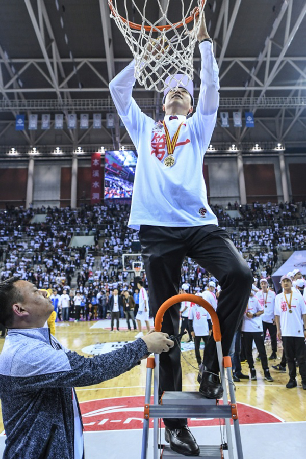 “老叔”郭士强：为冠军十年如一日，你还能说他不优秀吗