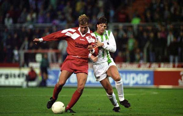 同龄人之战，这是齐达内和克洛普的“冰与火之歌”