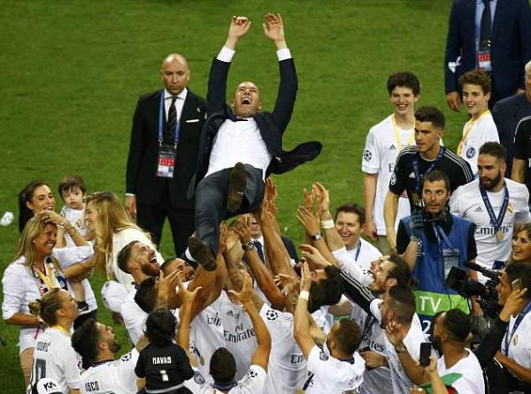 同龄人之战，这是齐达内和克洛普的“冰与火之歌”