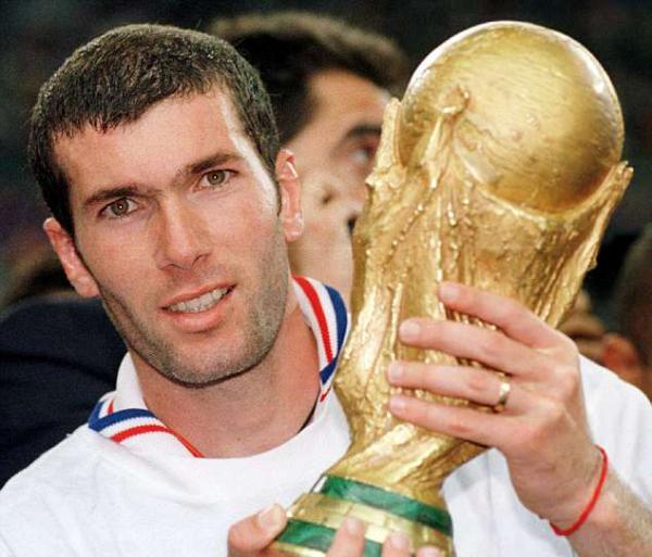 同龄人之战，这是齐达内和克洛普的“冰与火之歌”