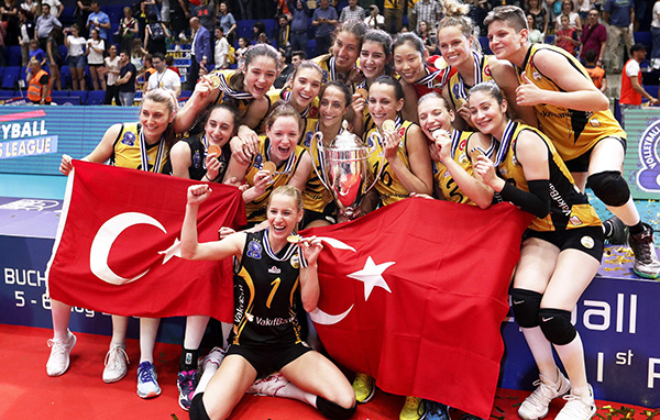 四冠王+欧冠最佳主攻！朱婷就是一台“冠军收割机”