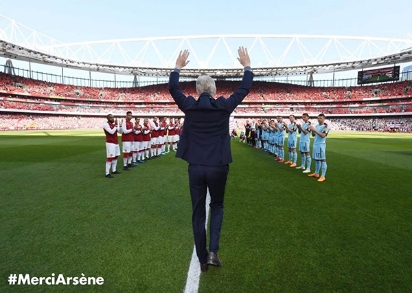 最后一次，让我们致敬阿森纳主帅温格