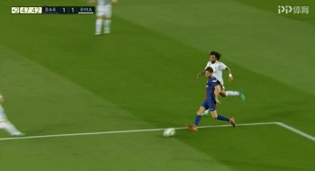 国家德比成了“自由搏击”，但西班牙球员的内讧却治好了