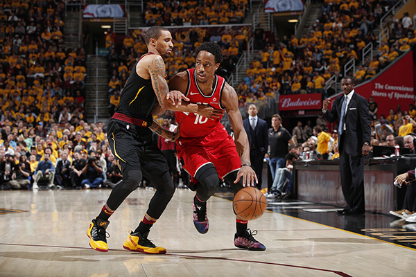 骑士4比0猛龙挺进东部决赛！詹姆斯还是那座不倒的大山