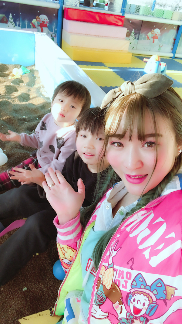 母亲节| 80后自主创业宝妈:在家庭和事业之间没有平衡点