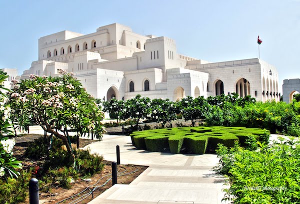 阿曼，堡垒林立之国