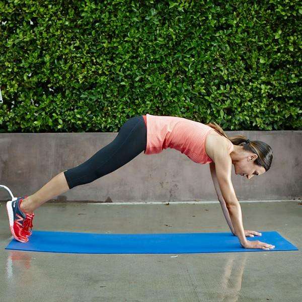 母亲节送健康！一套经典产后塑身操献给新妈妈们