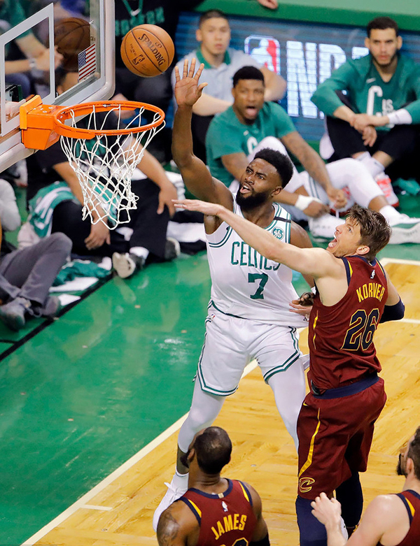 凯尔特人限制詹姆斯的手法，猛龙研究了三年都没学会