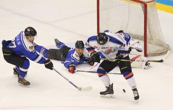 主力球员集体拒不归队，中国冰球各色乱象何时终止