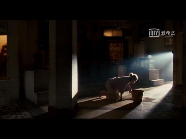 睡不着｜在旅行和美食中寻找自我