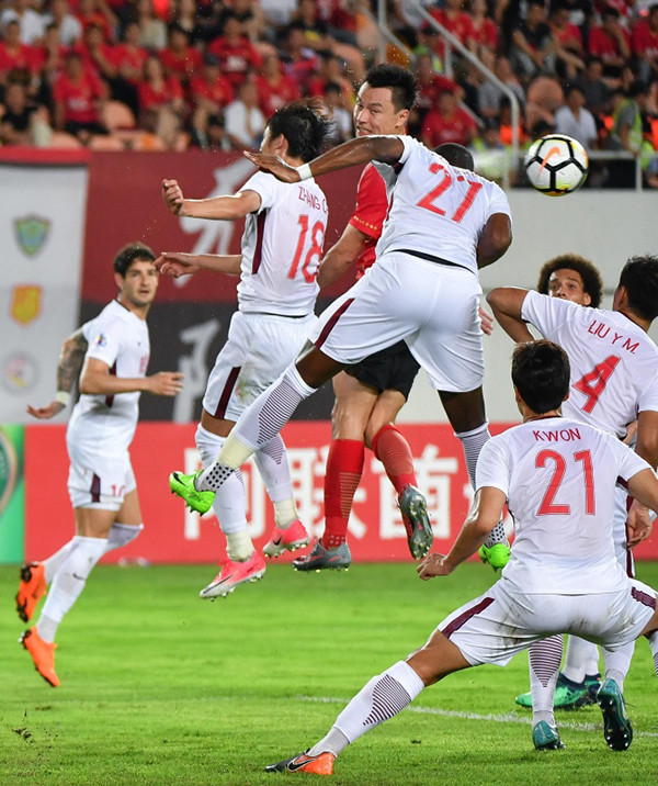 王朝总有背影的一天，四大疑问直击广州恒大