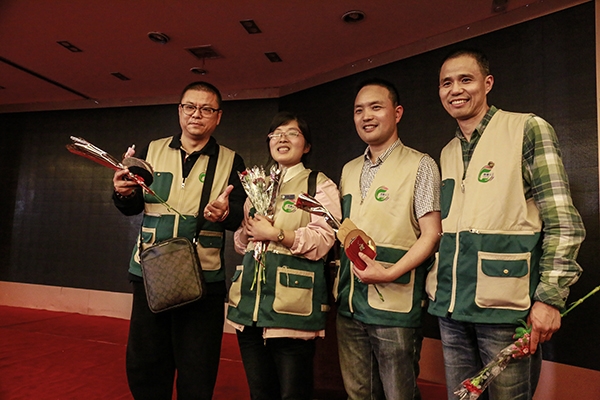 爱心传递与助力