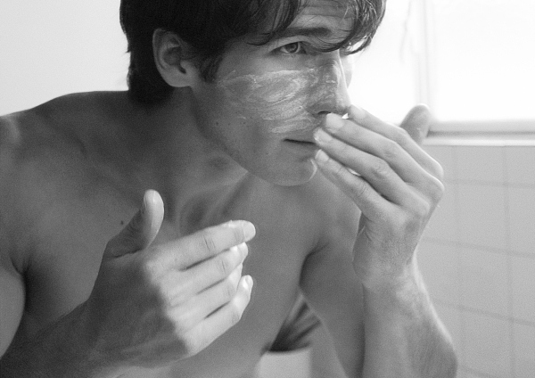 一到夏天就脸色不好看？脸色疗愈术了解一下