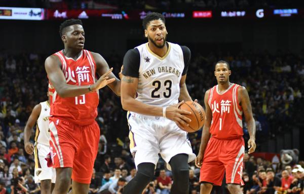 “饼皇”卡佩拉进化史：走出难民营，他帮母亲偿还20年债务