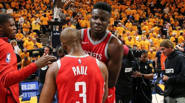 “饼皇”卡佩拉进化史：走出难民营，他帮母亲偿还20年债务