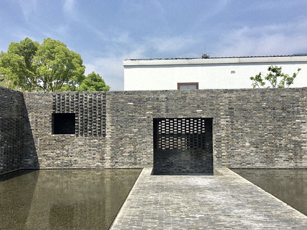 如何在扬州读史，又不去挤游客的闹忙