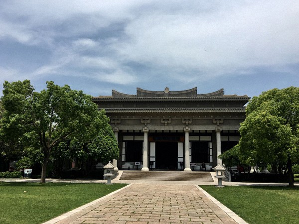 如何在扬州读史，又不去挤游客的闹忙