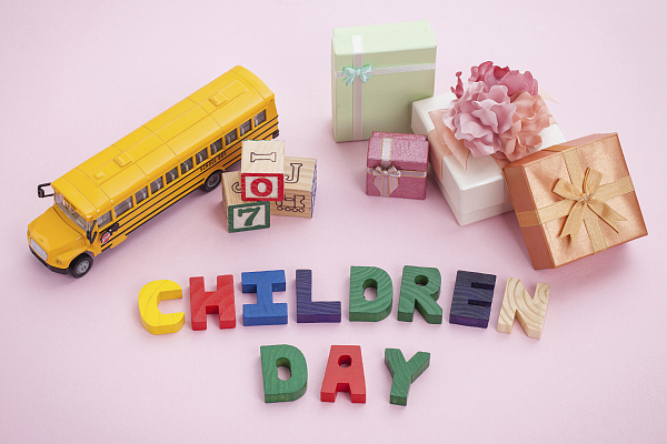 儿童节征稿启动| 比送礼物更重要的是记录爱