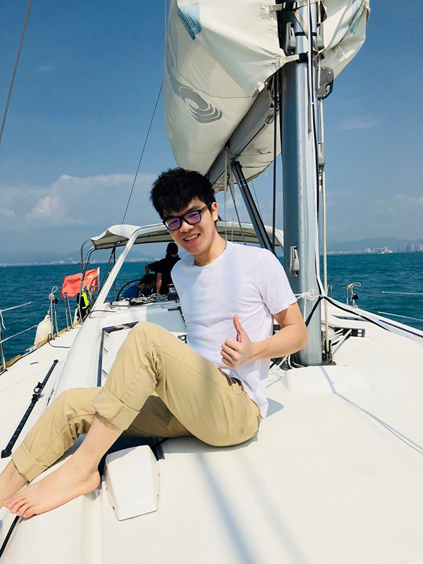 柯洁首度还原对战阿尔法狗幕后故事：浑身颤抖，只想大声痛哭