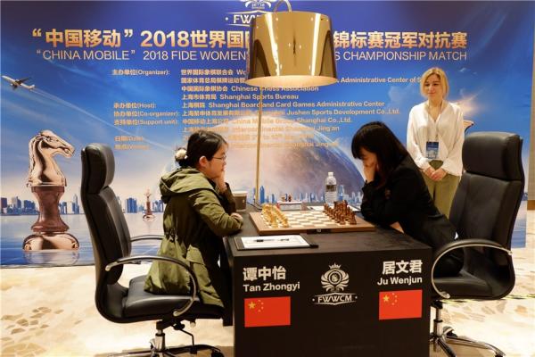 内敛美女居文君，中国第六位“棋后”是怎样炼成的？